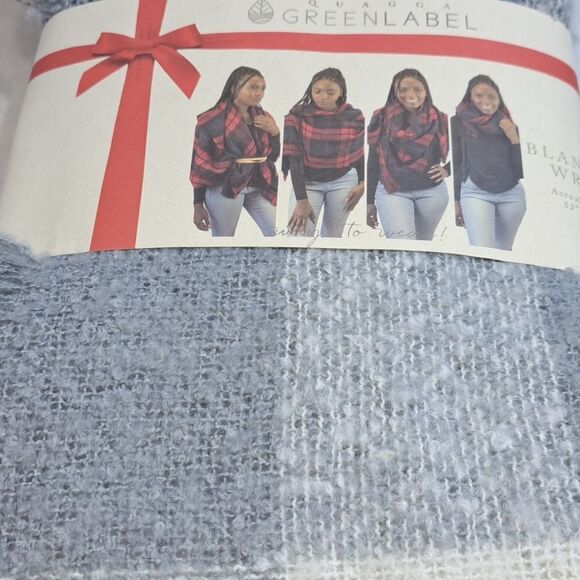 NWT Quagga Blanket Wrap in White/Grey/Black - Picture 7 of 8